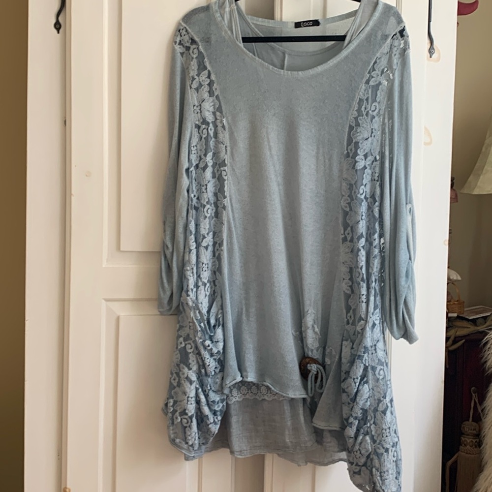 Beautiful 2 pieces dress from designer lace